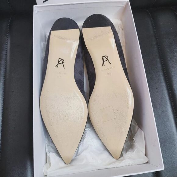 Paul Andrew Zoya Suede Flats in Gravel - Size 9 - Box, Dust Bag, Care Card - Picture 5 of 6